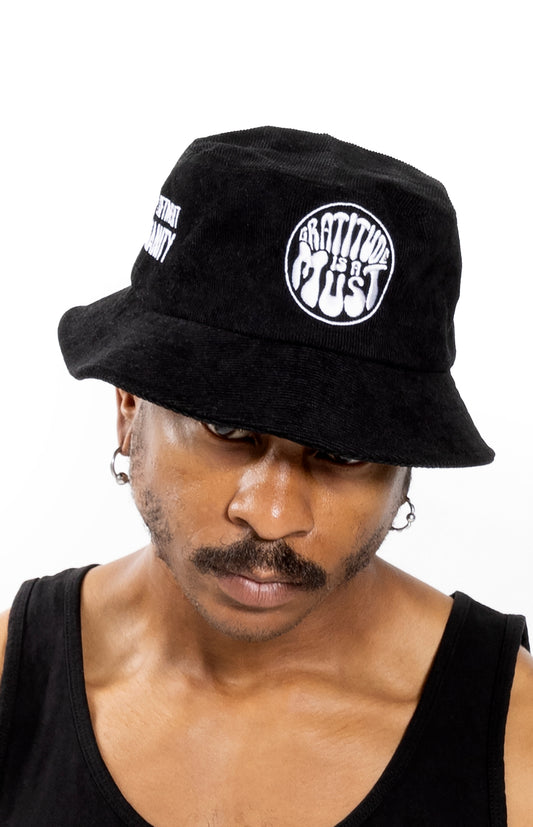 GRATITUDE CORDUROY BUCKET HAT BLACK